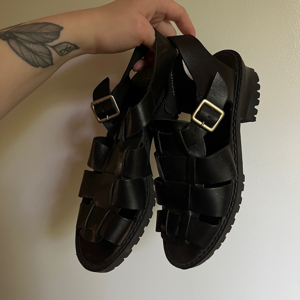 Vintage Leather Fisherman’s Sandals